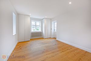 Photo 10- click for photo gallery